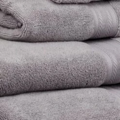 B&M Signature Zero Twist Bath Towel - Grey -B and M Store 3172653 317254 317255 317256 Signature Zero Twist grey towels 2