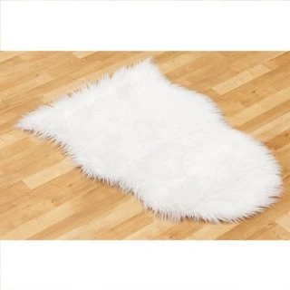 B&M Faux Sheepskin Rug 60 X 90cm - Cream 3 B&M Faux Sheepskin Rug 60 X 90cm - Cream
