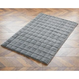 B&M Grid Faux Fur Rug 60 X 110cm - Grey 3 B&M Grid Faux Fur Rug 60 X 110cm - Grey