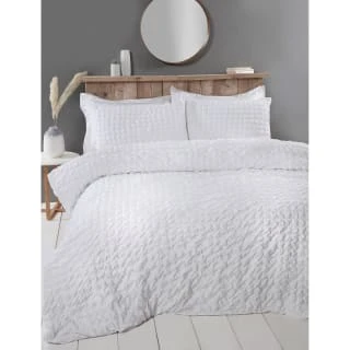B&M Loft Studio Lara Seersucker King Duvet Set - White 3 B&M Loft Studio Lara Seersucker King Duvet Set - White