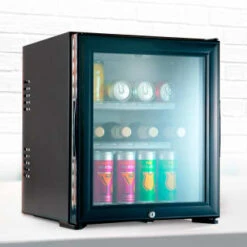 B&M Chill Time Mini Bar Fridge 30L -B and M Store 381810 chill time 30l drinks fridge